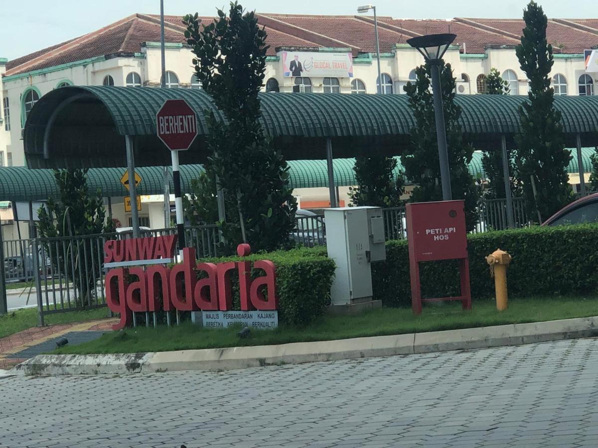 Condostay At Bangi Kampong Sungai Ramal Dalam Εξωτερικό φωτογραφία